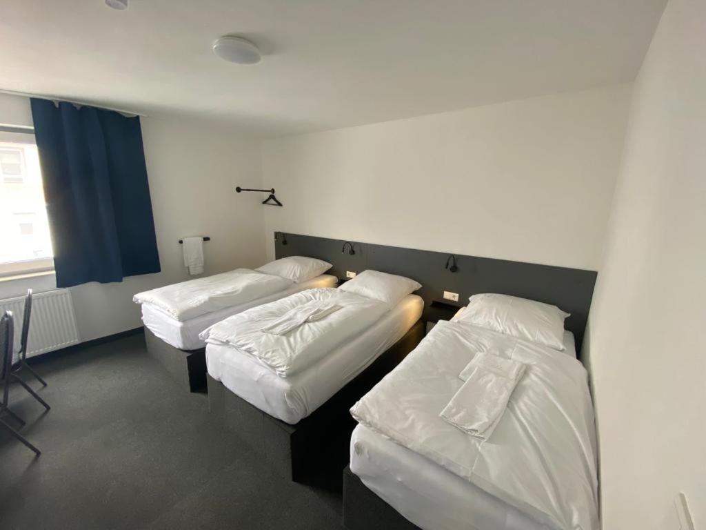 Zzzimple - Staffless & Self Check-In Hotell Pillig Exteriör bild